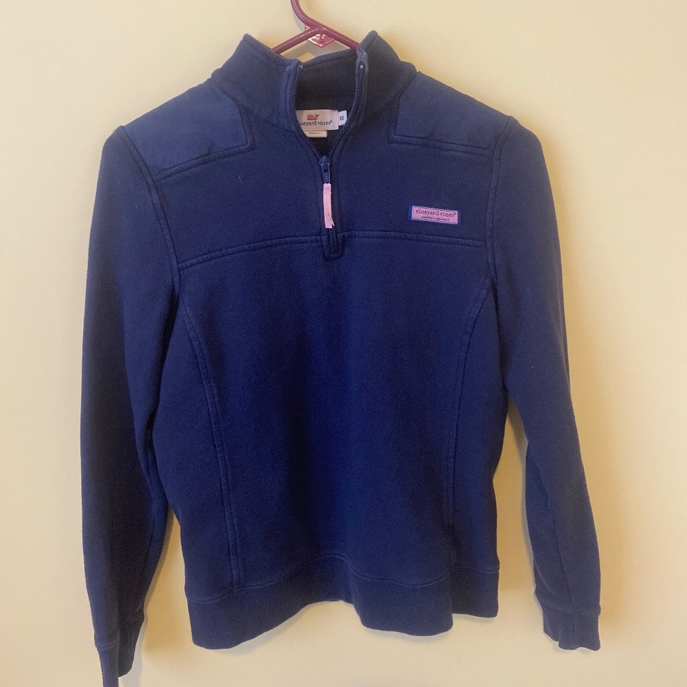 Vineyard Vines pullover sweatshirt